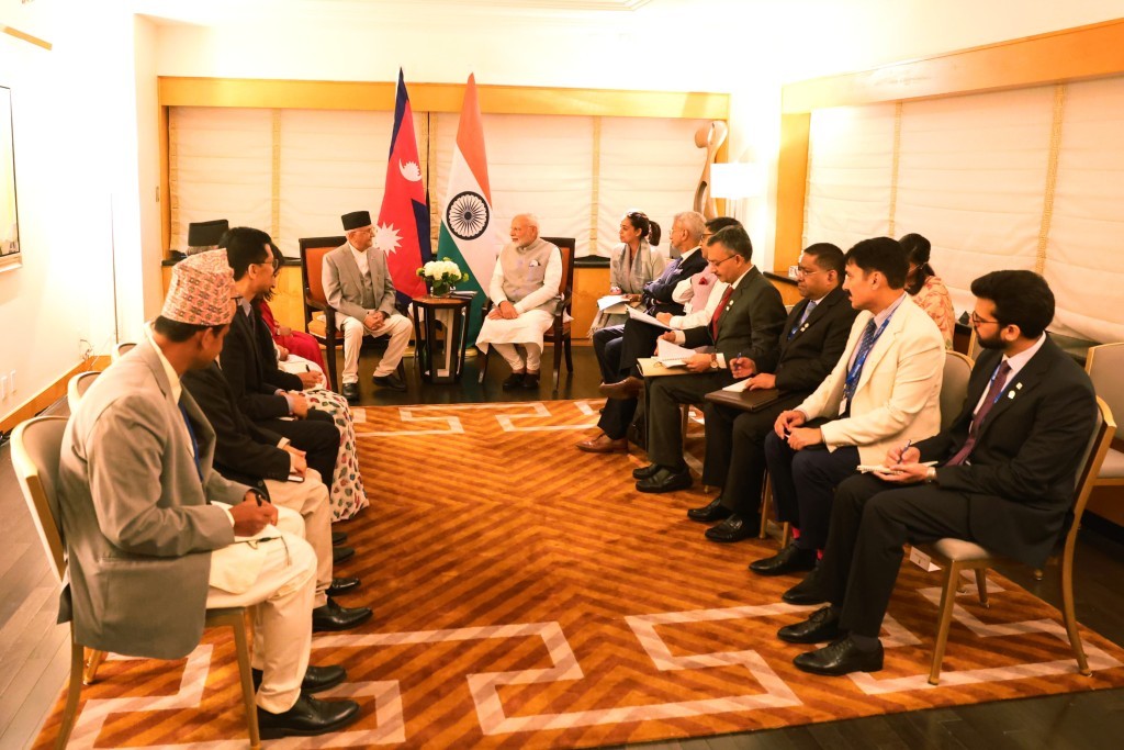 पीएम ओली र भारतीय पीएम मोदीको न्यू यॉर्कमा भेट Photo 1