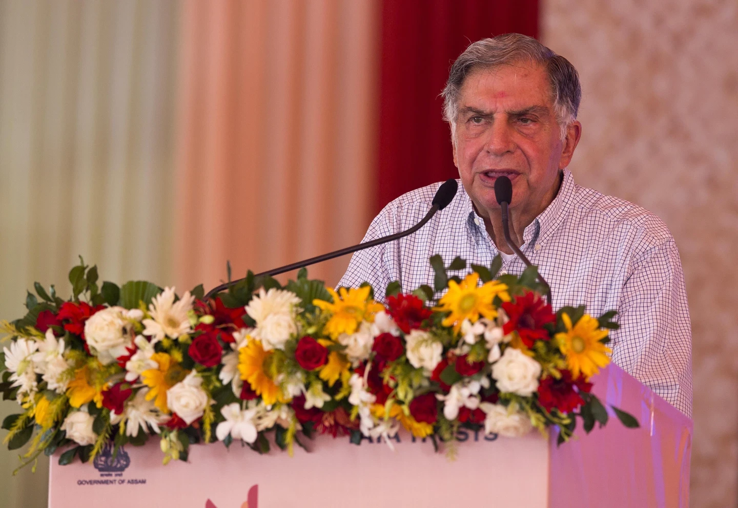भारतीय समूह टाटा सन्सका पूर्व अध्यक्षको निधन Photo 1