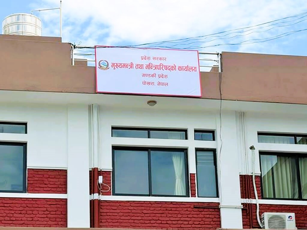 बागलुङ र म्याग्दीका बाढीपहिरो पीडित परिवारलाई १ लाख राहत दिइने