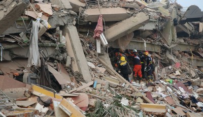 Myanmar Rocked by 112 Aftershocks Following Devastating Earthquake Image