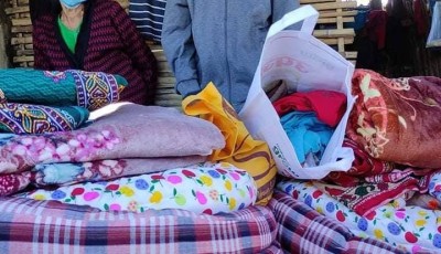सामुदायिक विद्यालयका विद्यार्थीलाई न्यानो कपडा वितरण Image