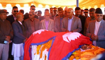 प्रधानमन्त्रीद्वारा पूर्वसभामुख ढुङ्गानाप्रति श्रद्धाञ्जली अर्पण Image
