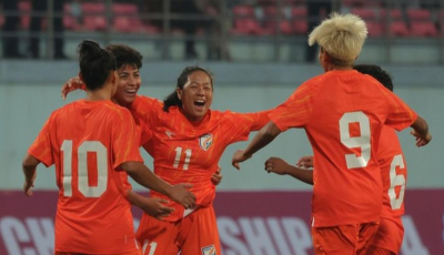 साफ महिला फुटबल : भारतद्वारा पाकिस्तान पराजित Image