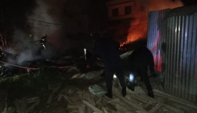 स्यूचाटारमा आगलागी, १५ लाखको क्षति Image