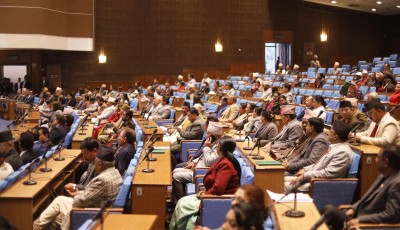 सभामुखले संसद् अधिवेशन जबर्जस्त बढाए अघि Image