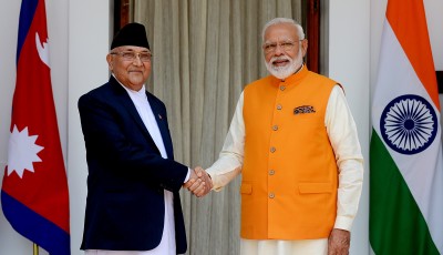 ओली र मोदीबीच साइडलाइन वार्ता बैंककमा हुँदै Image