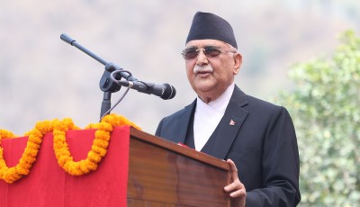 सरकार परिवर्तनको हल्ला असत्य हो, ढुक्कले काम गर्नुस् : प्रधानमन्त्री Image