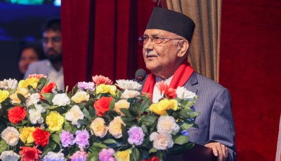 निजी विद्यालयलाई प्रधानमन्त्रीको ढाडस Image