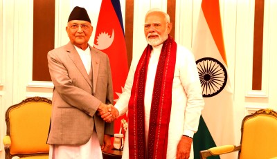 मोदीसँगको भेटपछि ओलीले भने– राम्रो कुरा भयो, मोदीले दिएनन् प्रतिक्रिया Image