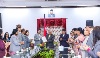 संसद्को भूमिका प्रभावकारी बनाउनुपर्नेमा राष्ट्रपतिको जोड Image