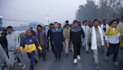 माओवादी अभियान पुनः स्थगित, नेताहरू काठमाडौं फर्किँदै Image