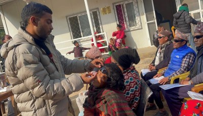 बागलुङमा ‘फेको’ प्रविधिबाट आँखाको शल्यक्रिया Image