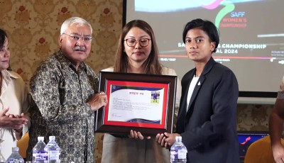 राष्ट्रिय फुटबल खेलाडी अमिषा कार्की सम्मानित Image