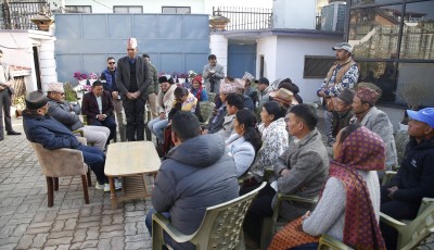 खण्डेश्वरीसम्म सडक निर्माणमा पहल गर्छु - प्रचण्ड Image