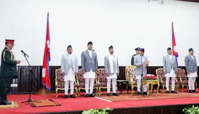 राष्ट्रपति पौडेलबाट प्रधानसेनापति सिग्देललाई दर्ज्यानी चिह्न प्रदान Image