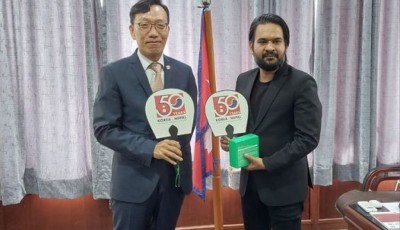 कोरियन राजदूत पार्क र काठमाडौंका मेयर बलेन्द्र शाहको भेट Image