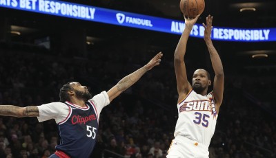 Suns Hold Off Clippers' Late Rally for 111-109 Win Image