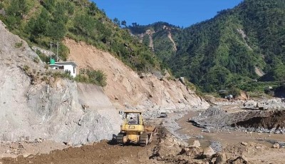 बाढीपहिरोले क्षतिग्रस्त बिपी राजमार्ग पुनर्निर्माणका लागि ९.६६ अर्ब लाग्ने Image