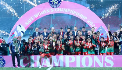 Bangladesh Retains SAFF Women's Championship Title, Defeats Nepal 2-1 Image