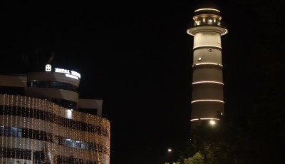 मङ्गलबार साँझ देखिएको धरहरा र आसपासको दृश्य Image