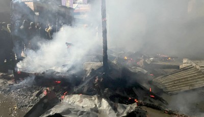 औरही बजारमा विद्युत् सट भई आगलागी Image