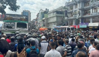 ट्रकको ठक्करबाट महिलाको मृत्यु Image