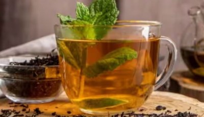 मनसुनमा पुदिनाको चिया पिउनुका यस्ता छन् फाइदाहरु Image