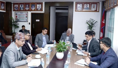 अर्थ मन्त्रालयले गर्यो आगामी बजेट तयारी वारे स्वास्थ्य र उद्योग मन्त्रालयसँग छलफल Image