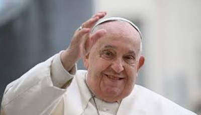 Pope Francis Shows Improvement Amid Pneumonia Treatment, Vatican Reports Image