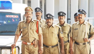 भारतीय सेनाको आक्रमणमा परी ५ जना नक्सलवादी विद्रोहीको मृत्यु, २ घाइते Image