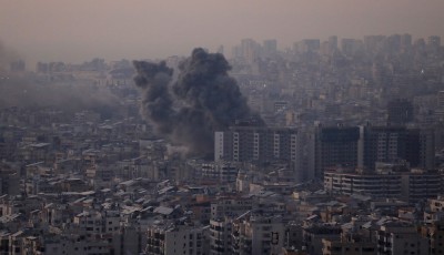 इजरायलद्वारा हिजबुल्लाहको मुख्य गढमा हवाई आक्रमण Image