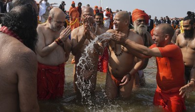 “महाकुम्भ मेलामा ५० करोडको आगमन” Image