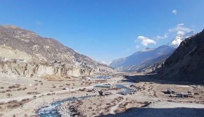 मनाङ ङिस्याङ आसपासको दृश्य Image