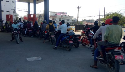 नेपालगञ्जमा पेट्रोलियम खपत बढ्दै, विद्युतीय सवारीले प्रभाव नपारेको पुष्टि Image