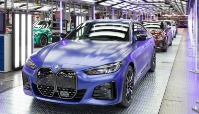 BMW's Munich Plant to Become Fully Electric Vehicle Production Hub by 2027 Image