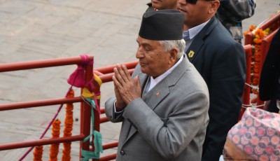 राष्ट्रपतिले गरे पशुपतिनाथको दर्शन Image