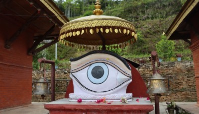 सतीदेवीको दाहिने आँखाको प्रतिमा Image