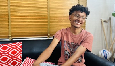 प्रकाश मेरो बुबा जस्तो हो - प्रकाशका शाहुका छोरा  छेतेन दोण्डुप Image