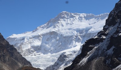 हिमाल संरक्षणका लागि कञ्चनजङ्घा महोत्सव गरिदैँ Image
