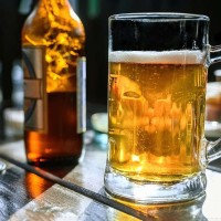 मदिरामा नयाँ कर: बियर र वाइन महँगिए, महँगा ह्विस्की-भोड्काको कर यथावत् Image