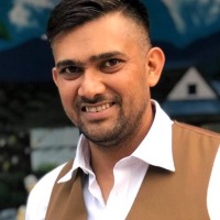 न्युरोडदेखि मिडिया गेटसम्मको गाडीपार्किङ ‘स्टन्ट’माथि भण्डारीको प्रश्न: ‘आर यू कमेडी मी?’ Image
