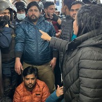 नन–एक्रिडेटेड डिग्री बेच्दै ब्रिटिश कलेज, विरोध गर्दा अनेरास्ववियुका नेतामाथि हातपात Image