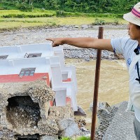 आफ्नै पालामा बनाइएको वडा कार्यालय बगाएपछि वडाध्यक्षको मन कुँडियो Image