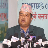 निवर्तमान प्रधानमन्त्री ओलीलाई तीन दिनभित्र गृह–प्रवेश गराउदै एमाले Image
