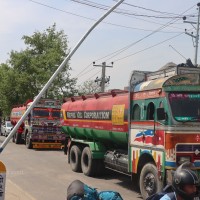 बढेर आयो तेलको मूल्य, कतिमा हुदैँ छ कारोवार? Image