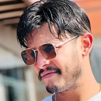 बलात्कार आरोपपछि कलाकार सागर लम्साल पक्राउ, उजुरीकर्ताले खुलाइन् पहिचान Image