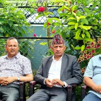 सम्पर्कविहीन इञ्जिनियर विष्टको परिवारलाई महासचिव पोखरेलले दिए सान्त्वना Image