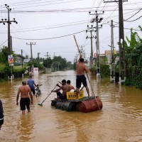 श्रीलङ्कामा बाढीपहिरो विपद्ले ठूलो क्षति,  राष्ट्रपति द्वारा राष्ट्रव्यापी सार्वजनिक आपतकाल घोषणा Image
