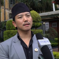 मुलुकलाई समृद्ध बनाउन के कसरी अघि बढ्नुपर्छ जस्तो लाग्छ ? Image