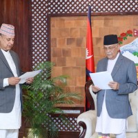 त्रिवि उपकुलपतिमा डा. अर्याल, बालुवाटारमा सपथ ग्रहण सम्पन्न Image